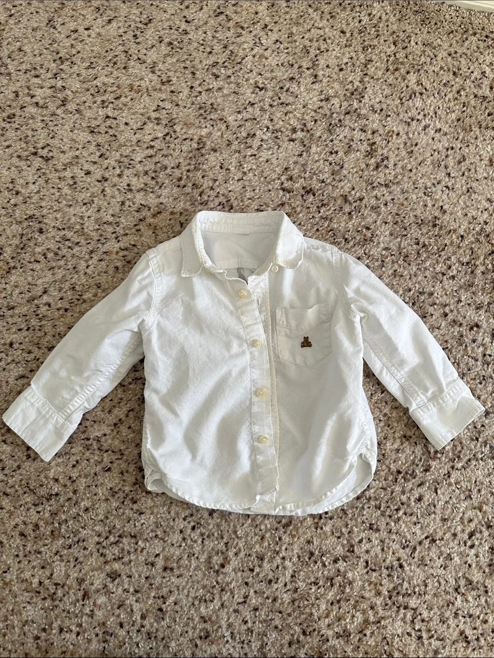 Gap baby Classic White Oxford Shirt in size 18-24 months